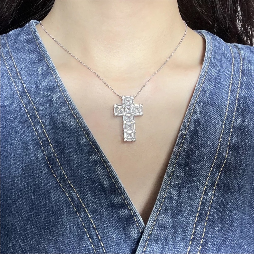 New Luxury 925 Silver Princess Cut Cross Diamond Necklace - Picture 5 of 12
